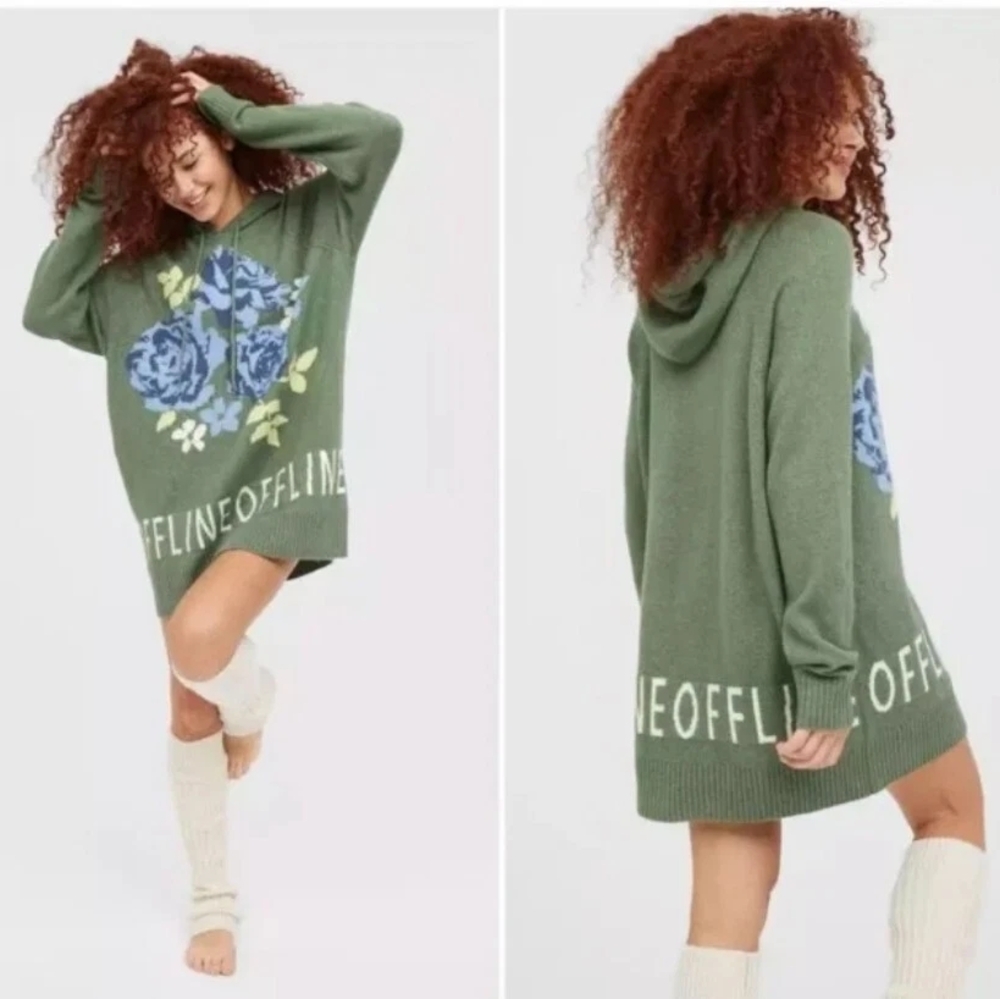 Aerie Green Floral Hoodie Sweater